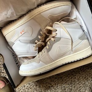 Jordan one inside out